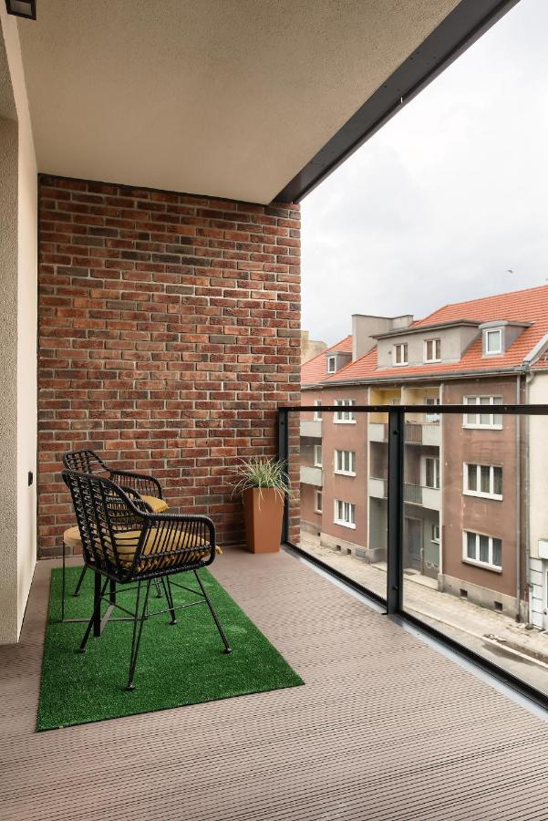 Zentrum Apartament Parking By Impero Poznań Eksteriør bilde
