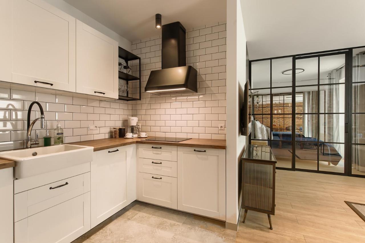 Zentrum Apartament Parking By Impero Poznań Eksteriør bilde